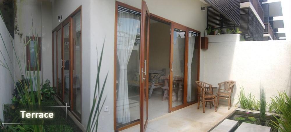 Готель Sayang Sanur Terrace House Екстер'єр фото