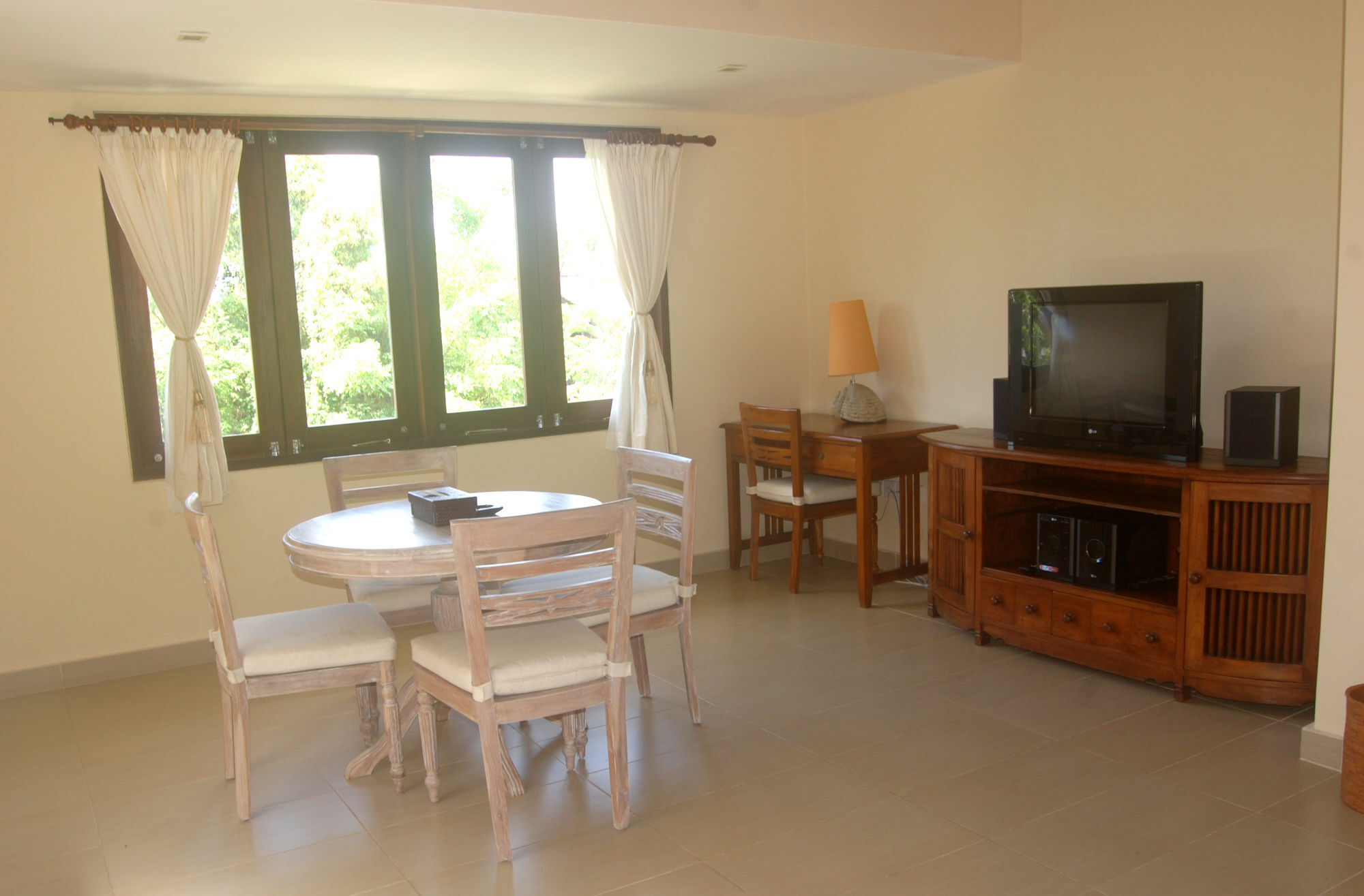 Готель Sayang Sanur Terrace House Екстер'єр фото